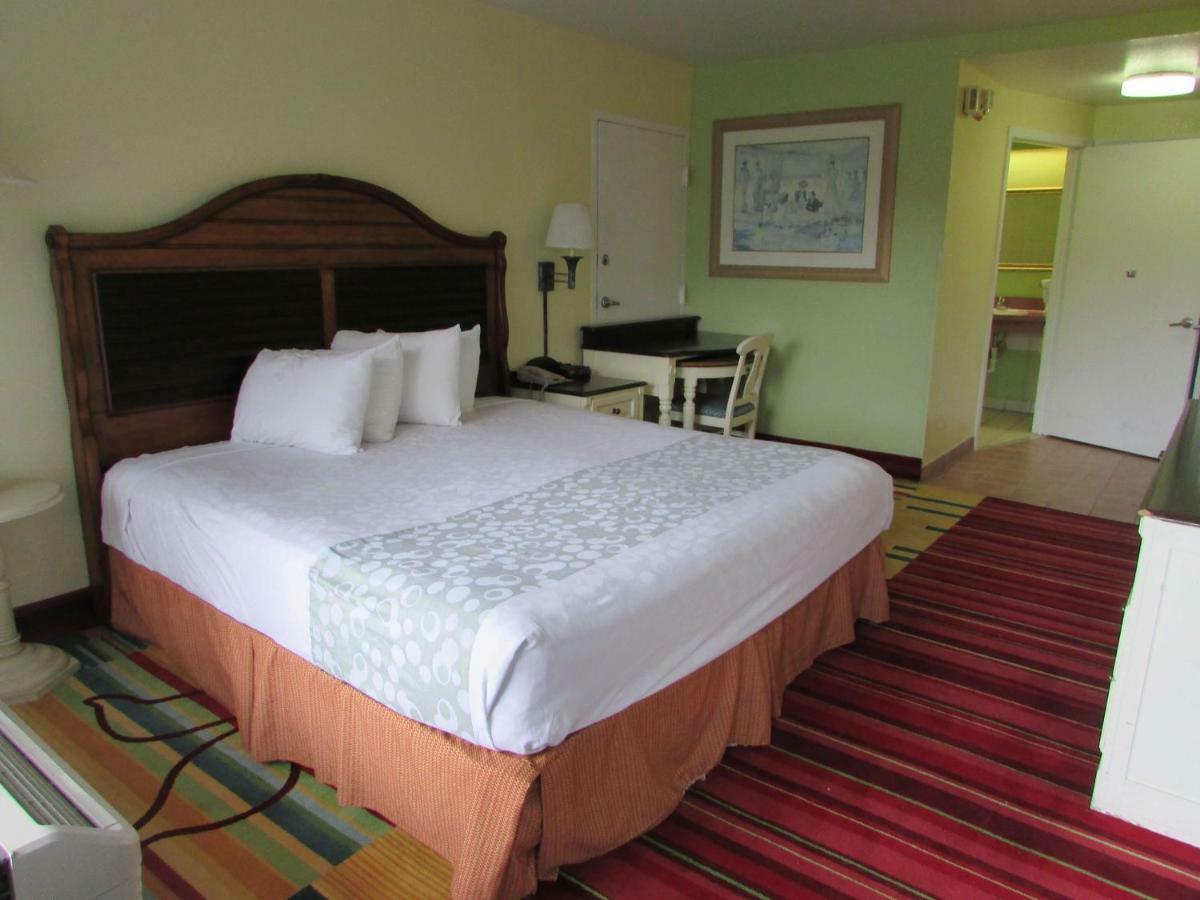 เซราลาโก โฮเทล แอนด์ สวีท เมนเกต อีสต์ Hotel คิสซิมมี ภายนอก รูปภาพ