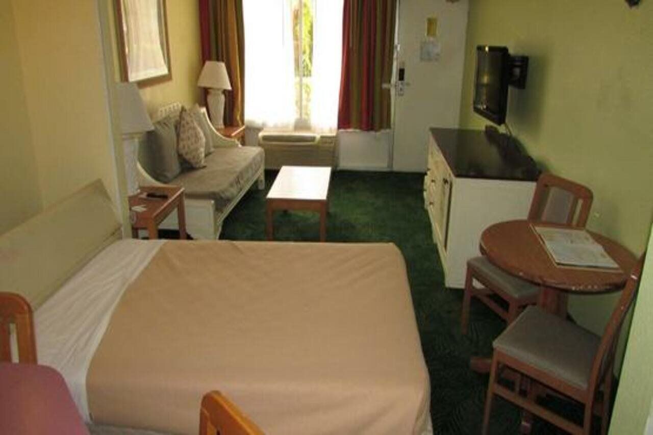 เซราลาโก โฮเทล แอนด์ สวีท เมนเกต อีสต์ Hotel คิสซิมมี ภายนอก รูปภาพ